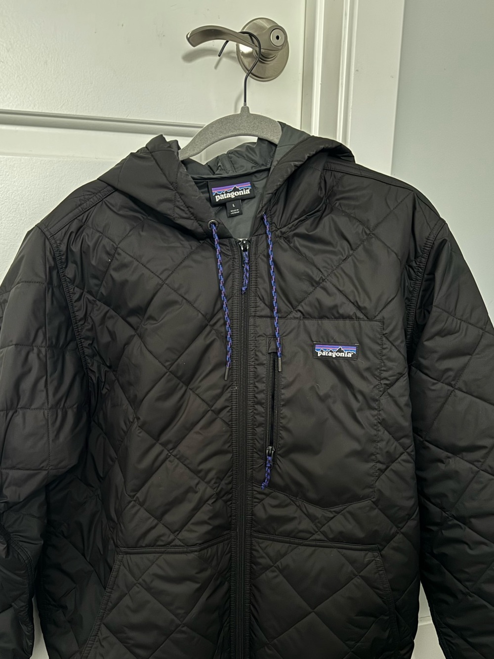 Patagonia Quilted Hooded Puffer Jacket - Black - Picture 2 of 3